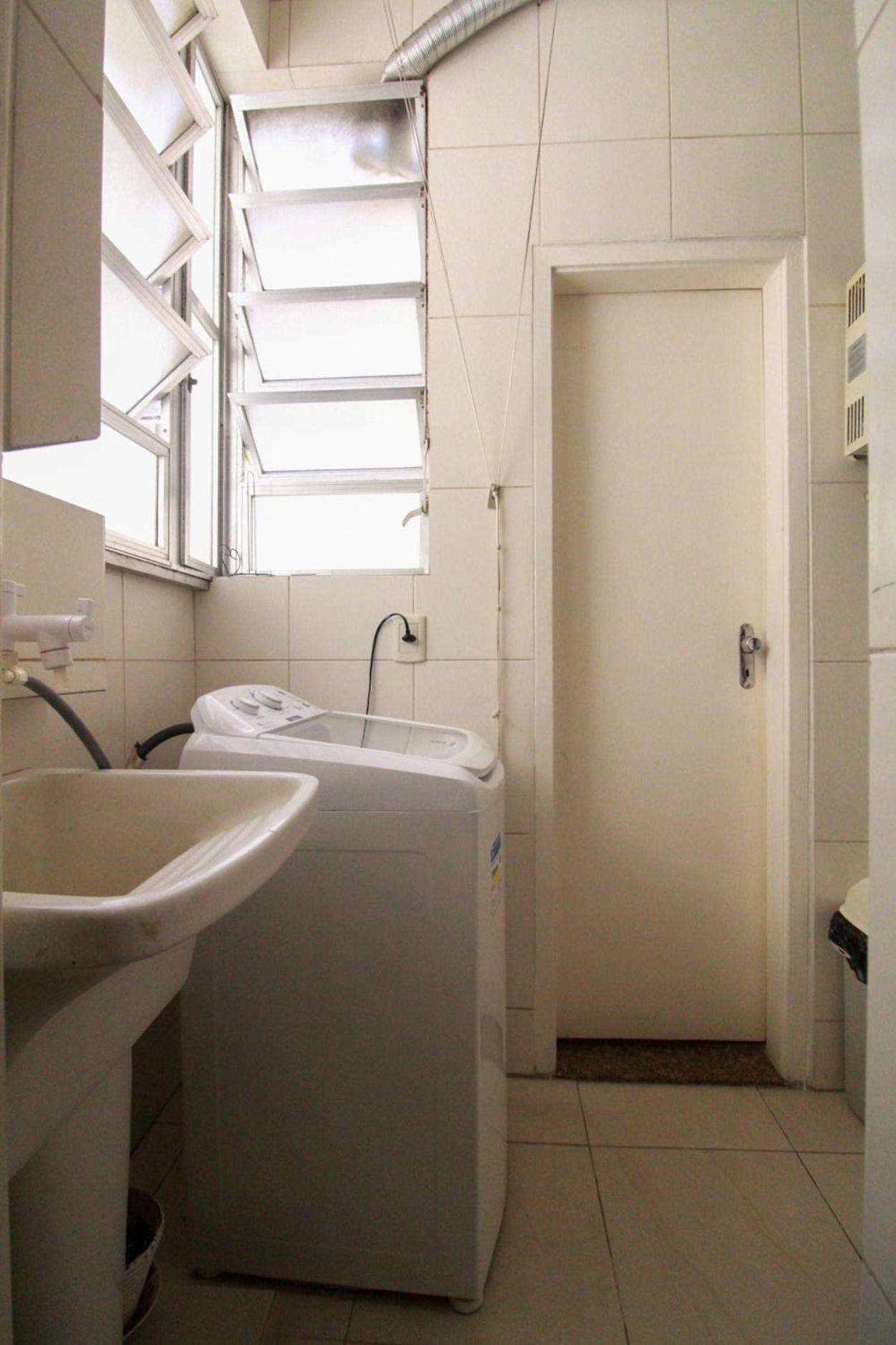 Apartamento Conforto Em Copacabana Perto Da Praia, Metro, Bares, Mercados E Restaurantes *