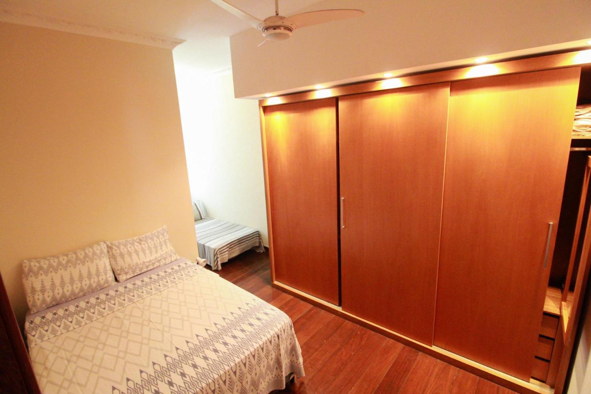 Apartamento Conforto Em Copacabana Perto Da Praia, Metro, Bares, Mercados E Restaurantes *